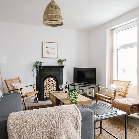 Cosy Period Cottage 2Min Walk To The Beach Portrush Exterior foto
