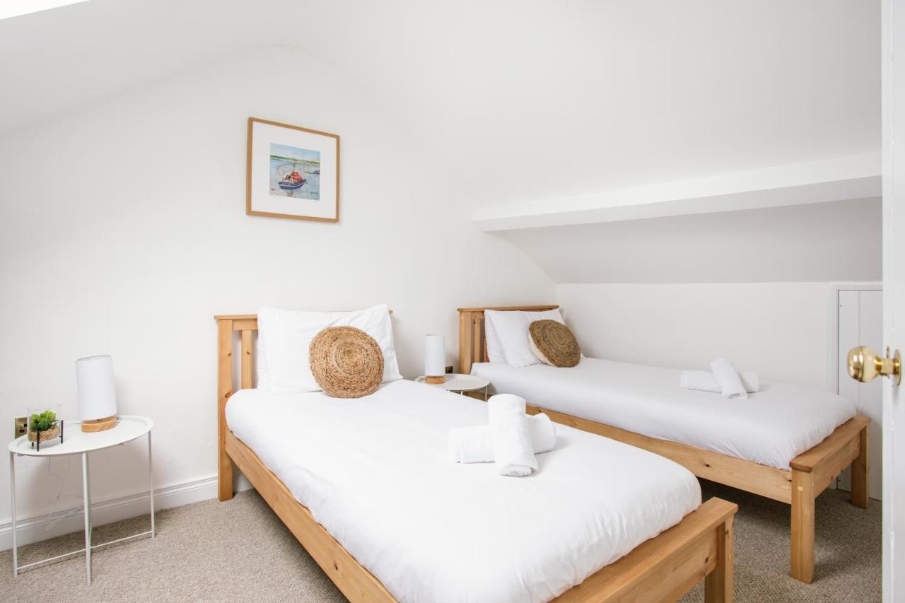 Cosy Period Cottage 2Min Walk To The Beach Portrush Exterior foto